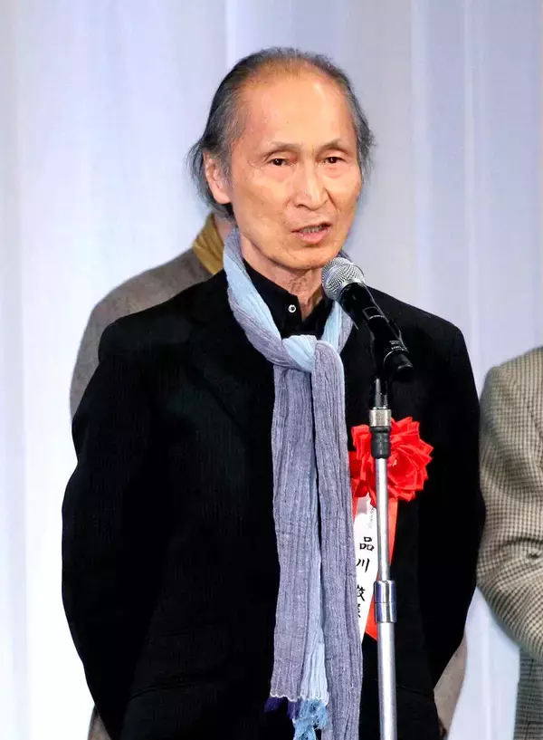 家具職人の修業から名バイプレーヤーへ　品川徹さんが「大河内教授」になるまで