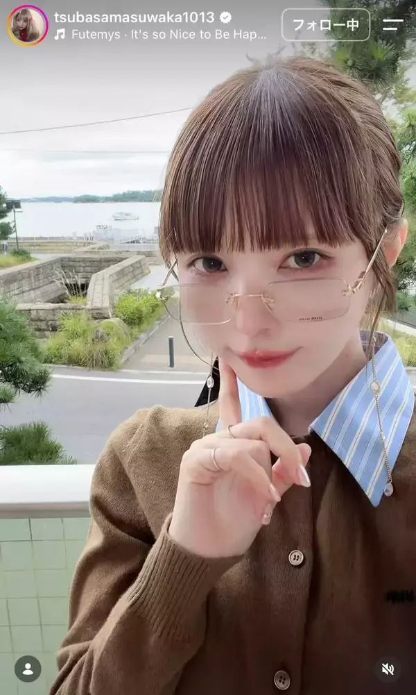 「脚ほそい！」益若つばさのミニスカタイツ姿に「たまらん」「心が撃ち抜かれる」「リアル天使」の声