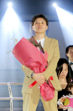 元女子ボクシング世界王者・多田悦子が惜別１０カウントゴングに感無量　引退式でファン、関係者に感謝