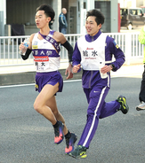 【箱根駅伝】駒大の８００Ｍ日本記録保持者・落合晃が２区給水で箱根路“初出走”　先輩の桑田駿介にエール
