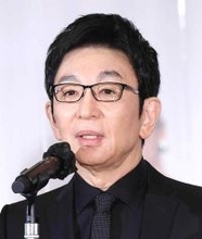 久米宏さんから「報ステ」バトンの古舘伊知郎氏「久米さんを超えられないことをエネルギーに代えて…」