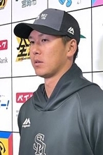 【ソフトバンク】秋広優人が紅白戦の元Ｇ戦士対決で１勝１敗「新鮮でした」　大江から中前安打、伊藤との対決は二ゴロ