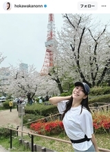 美人気象予報士、ぴたぴたウェアでランニング「たまりません！」「美人ランナー」「健康的」「桜以上に綺麗で可愛い」…穂川果音