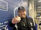 「大谷翔平１２戦ぶり７号の本塁打ボールをキャッチしたのは運転手「これを見たらサインくれー！息子のために」」の画像1