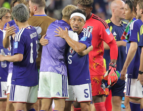 【Ｗ杯】長友佑都、後輩たちから後押し受けた“恩返し”「えぐいぐらいのサポーターいましたよ。近くに」彼らと魂のつながりを感じた」…３９歳で日本史上初５大会連続出場