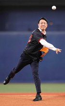 【オリックス】横山英幸大阪市長が９・５ロッテ戦で特別始球式　２３年４月の就任後は４年連続
