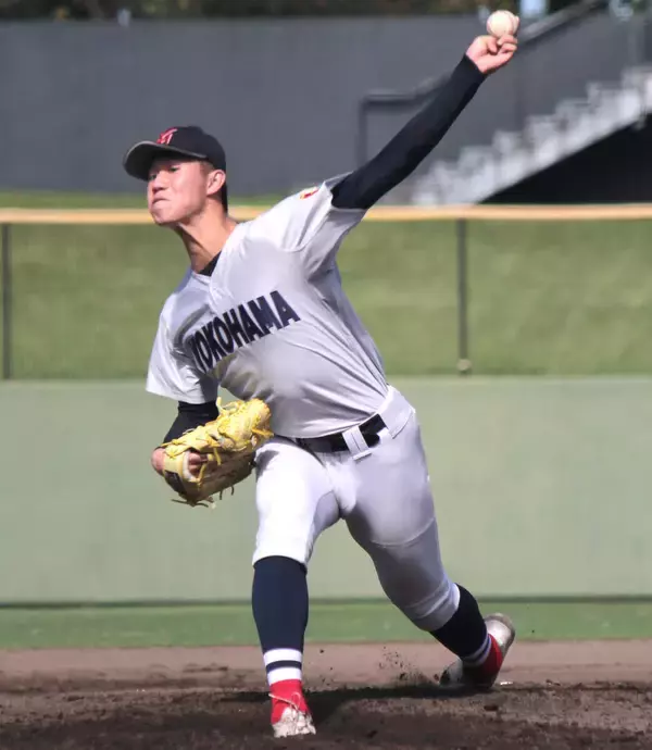 【高校野球】横浜の県内連勝が４３でストップ　決勝で慶応に敗れて３年連続Ｖ逃す…秋季神奈川県大会