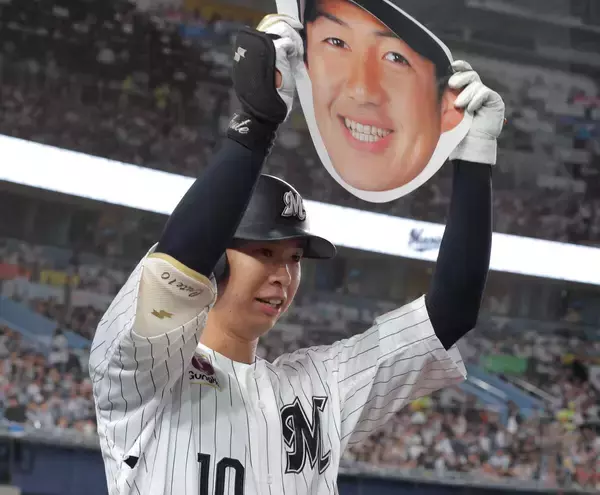 【ロッテ】上田希由翔が８回に同点の８号ソロ　球団通算８５００本塁打で試合は振り出しに