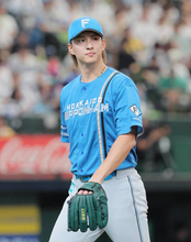 【日本ハム】 新庄剛志監督が達孝太を称賛「早い回に降りずに投げてくれたのが一番」　清宮幸の好守は「普通じゃないの」と笑み　競り勝ち逆王手