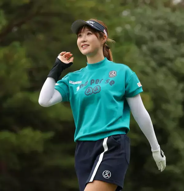 【女子ゴルフ】ミヤコレが今季初のトップ１０入り「おじいちゃんから『死ぬ前に優勝してくれ』と言われている」