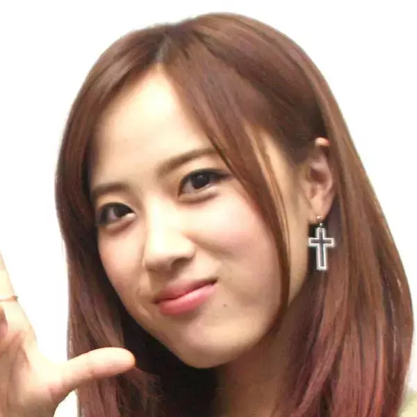 「元「ハロプロ」ガールズバンドグループの岡田万里奈、離婚を発表「たくさん話し合いを重ねた結果、それぞれの人生を前向きに歩んでいくという形に…」」の画像