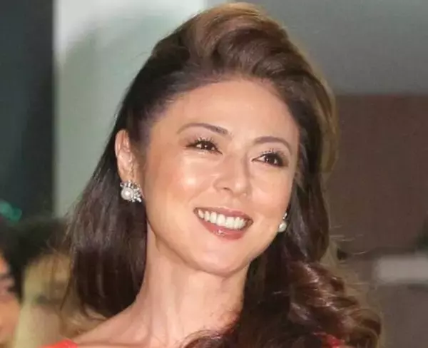 「お・と・なって感じ」武田久美子５７歳、はだけたキャミから…「もう、たまりません」「最高」と大反響