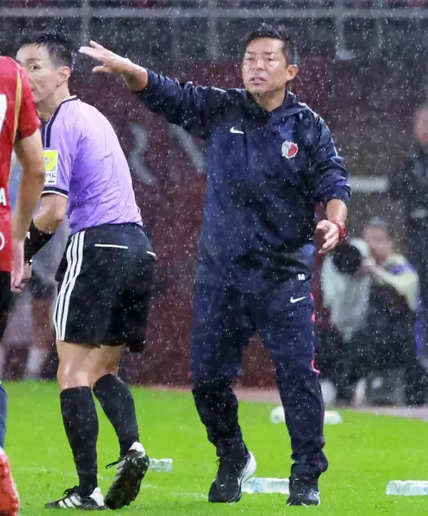 鹿島・鬼木監督「苦しい時期。踏ん張っていきたい」４連勝から一転、痛恨の連敗「もう少し安定した戦いを」
