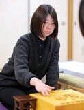 「西山朋佳女流二冠、３連勝で３期ぶりの女流名人奪還　第３局は逆転勝利」の画像1