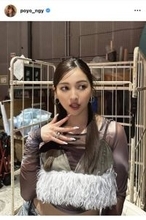 へそ出し・ゆきぽよに「やっぱりギャルはいいですなぁ」「 か、可愛い」「めっちゃ足長っ」ファンがメロメロ