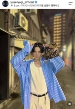 八木勇征　博多満喫ショットが反響「幸せそうなお顔！」「オシャレさん　私服大好き」
