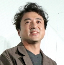 ムロツヨシ、親友の人気俳優とのゴールデン特別番組８年目突入で絶叫「深夜でいいって言ってるよ、俺は！」