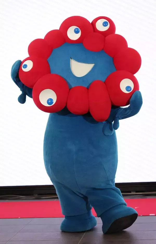 ミャクミャク人気は健在！？「２０２５大阪・関西万博オフィシャルストア　大丸梅田店」を６階へ移設し再オープン