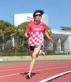 「一般参加の吉田響「日本記録を目標に走ります」２２日号砲の大阪で初マラソン　前日調整は軽快に１０００Ｍ２分３８秒」の画像1