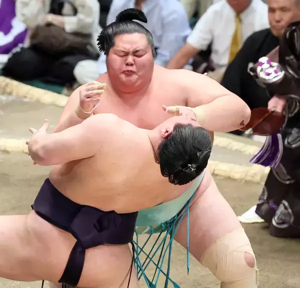 義ノ富士、大関・琴桜に敗れて自身初の３連敗「考えすぎないように」
