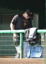 【巨人】昨季支配下昇格の大砲候補が「左足関節捻挫」で無念の“リタイア１号”