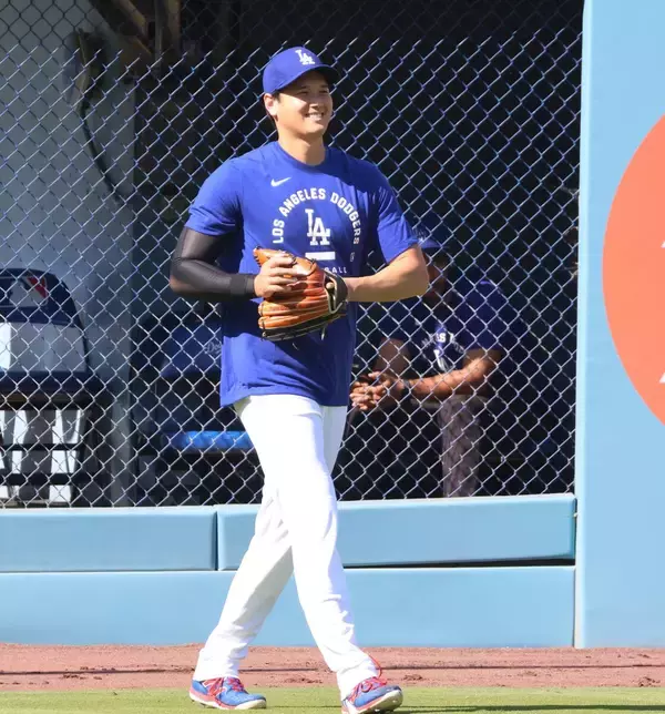 「五十嵐亮太氏がドジャースタジアム内でトークショー「ずっと自慢できます」　マル秘エピソードトークも」の画像