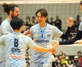 【バレー】レギュラーシーズン優勝は持ち越し　首位サントリー　小野寺太志「優位な条件だが、変わらず」関田誠大「普段通り」…ＳＶリーグ