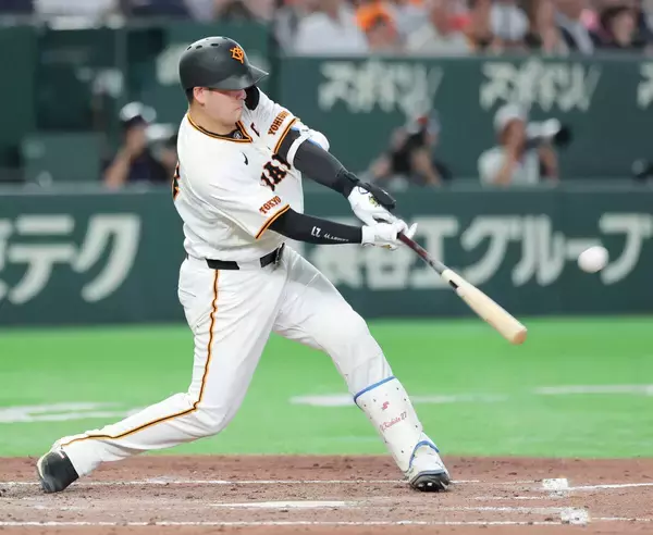 【巨人】今季初４番の岸田行倫が一発！「何とか食らいついて打った」４号２ランで１点差に迫る