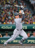 「【巨人】石塚裕惺が甲子園初安打　才木との真剣勝負に観客から拍手「自分への声援だと思って打席に立っていました」」の画像1