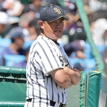 【甲子園】ビデオ検証に泣いた白樺学園　亀田直紀監督「流れが行っちゃった」「初めてのこと…スイッチの入れ方が難しかった」