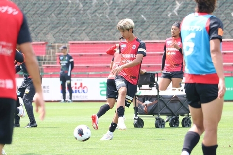 【Ｊ２札幌】１８歳のタイ人ＭＦイッティモン・ティッパネットの加入を正式発表　同国１部パトゥム・ユナイテッドからの期限付き移籍で