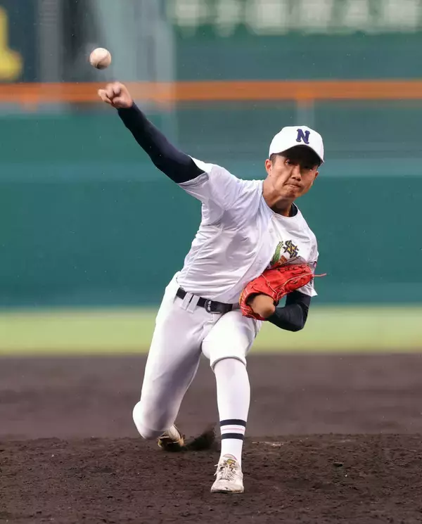 【甲子園】佐野日大、２９年ぶり８強へ鈴木有が先発…圧巻１４イニング連続無失点中のエース　麦倉監督「強打の健大さんでも…」