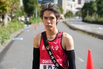 東西大学の絶対的エース “悪童”役に細田佳央太！「今年、家族で観に行っていた」…「俺たちの箱根駅伝」