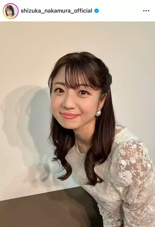 ３７歳元グラドル・中村静香、透け感ワンピで舞台挨拶「いつまでも可愛い」「ルックス最高」「スタイル抜群」