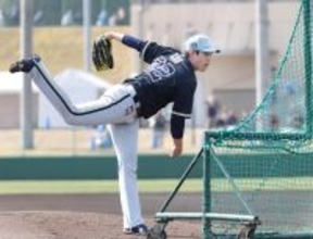 【オリックス】九里亜蓮が宮崎キャンプ初のライブＢＰで直球縛り…山下舜平大はいきなり１５４キロ計測