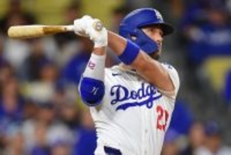 コンフォート外野手がカブスとマイナー契約　昨季ドジャースで１３８試合に出場