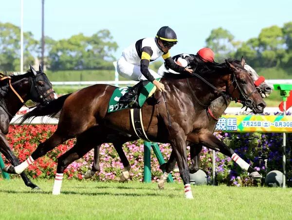 【中京記念】圧巻のコースレコード！ラヴァンダが牡馬を一蹴　２週連続の重賞Ｖの岩田望来騎手「もう１個上の舞台で...」
