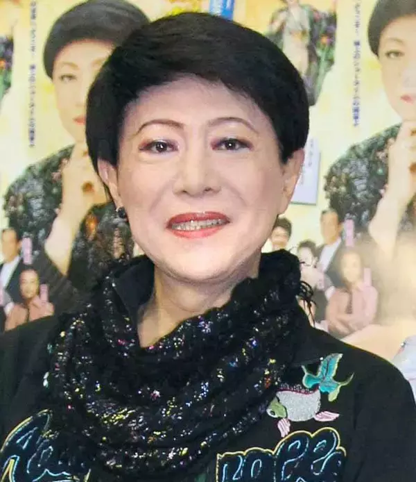 パーキンソン病の美川憲一、全力ダッシュする若き姿に「なんだかレア」「この頃も今もとても素敵」「若い！」