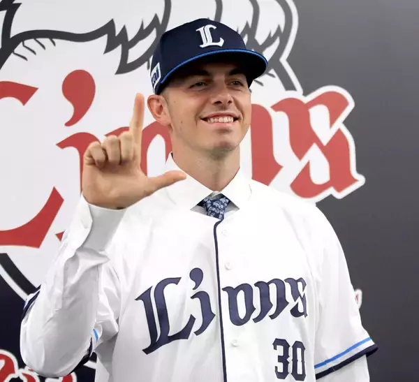 【西武】前ヤンキースのアラン・ワイナンスが入団会見「ナルトとかドラゴンボールＺは若い頃よく見ていた」先発新助っ人が日本文化愛語る