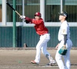 【楽天】昨季大スランプの２９歳が代打逆転３ラン　「もう１回レギュラーとりたい」