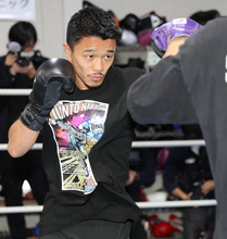 中谷潤人、打倒・井上尚弥へ「たくさんの武器を授けてもらった」５・２東京ドーム決戦　練習公開に報道陣１００人集結