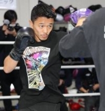 中谷潤人、打倒・井上尚弥へ「たくさんの武器を授けてもらった」５・２東京ドーム決戦　練習公開に報道陣１００人集結