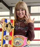 「【ボクシング】女子世界王者・晝田瑞希がエジプト・ピラミッドでＶ７戦「必ずＫＯ勝ちして、ベルトを持って日本に帰ります！」」の画像1