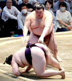 「関脇・熱海富士が３連勝　報道陣には無言も高まる大関昇進への足がかり」の画像1