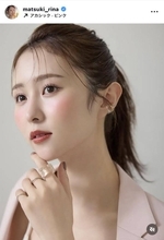 人気芸人の妻・まつきりな「健康体型」な身長体重を公開！「めっちゃ可愛い」「ホーム画面にしたい」…夫はコットン・きょん