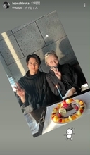 夫は２２歳年下のイケメン男性！６２歳女優の最新ショットに仰天「若返ってる」「かわいい」広田レオナ