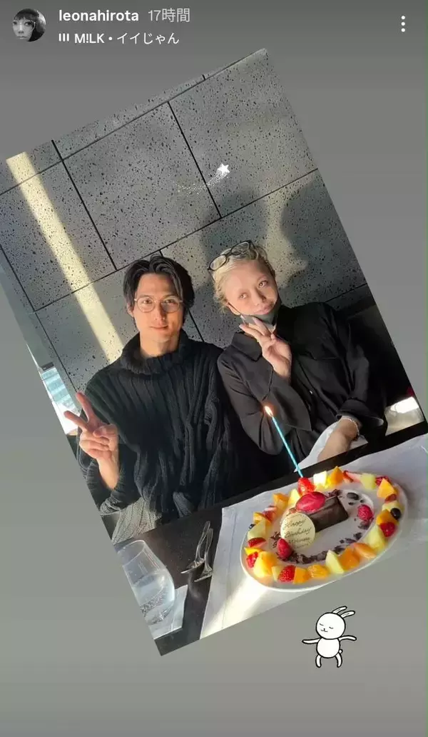 夫は２２歳年下のイケメン男性！６２歳女優の最新ショットに仰天「若返ってる」「かわいい」広田レオナ