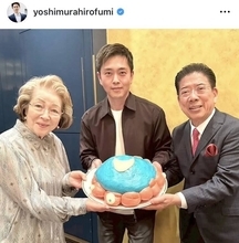 「ミャクミャクケーキ？」吉村洋文知事、西川きよし＆ヘレン夫妻と３ショット「小さなことからコツコツと、やで」