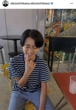 「麻央ちゃんだ」市川團十郎、１３歳長男の最新姿が話題「この表情！」「ママそっくり」「歯並びや形まで…」