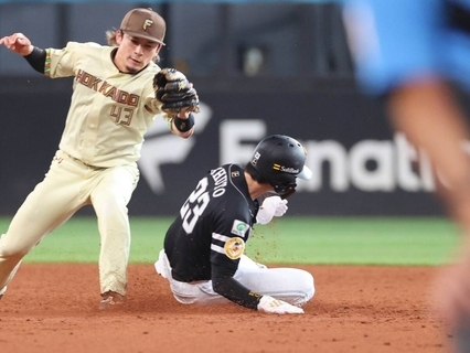 【ソフトバンク】周東佑京がプロ野球史上４９人目の２５０盗塁に到達　盗塁王４度獲得のスピードスターが達成